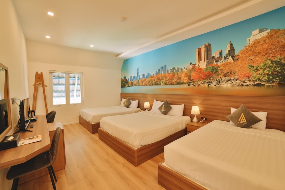 Family 3 Beds