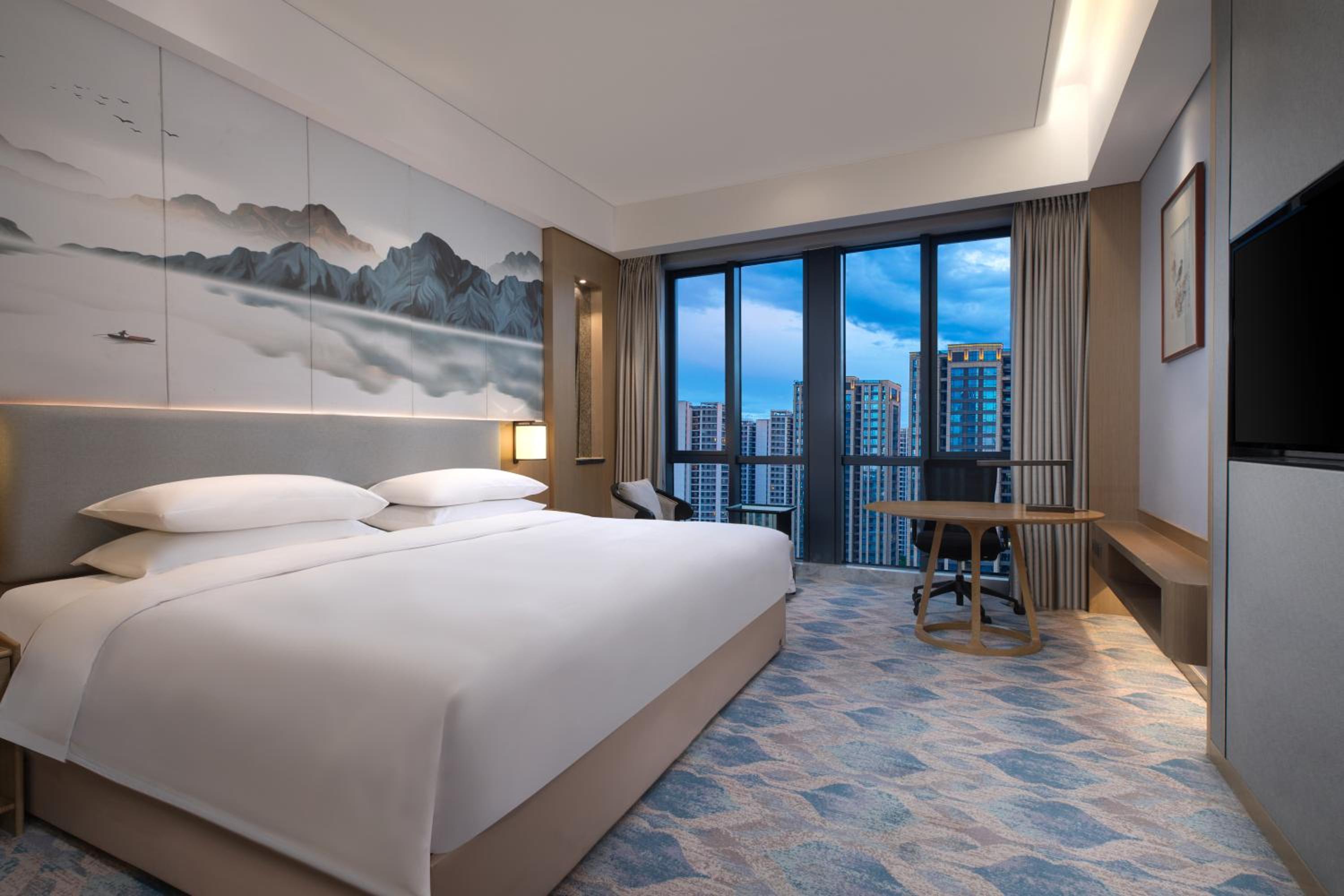 Executive King Room with City View