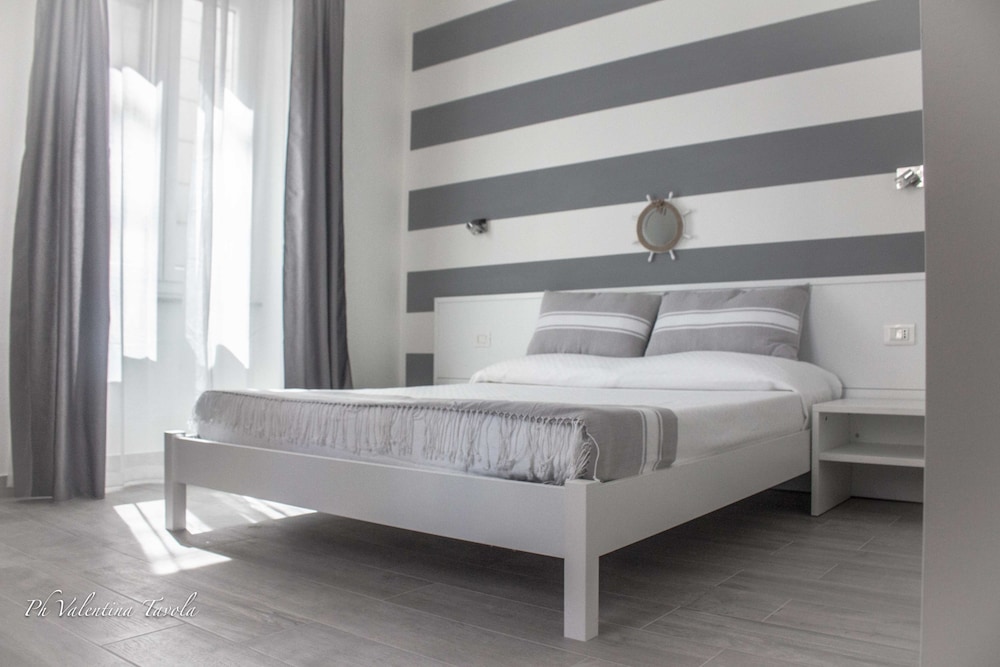 Superior Room, 1 Queen Bed, Non Smoking