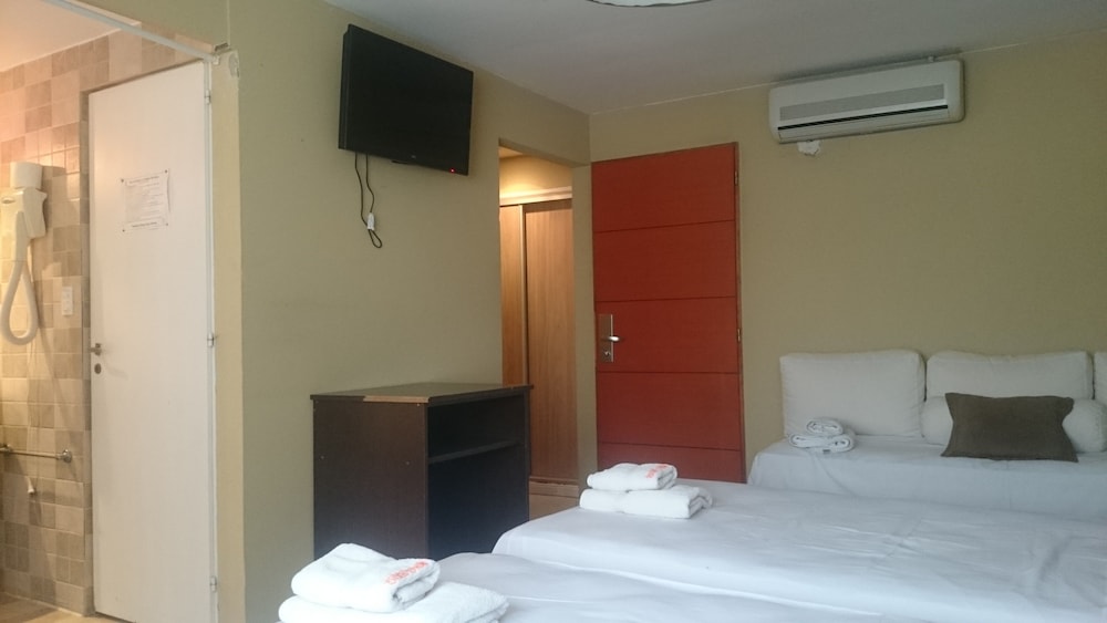 Premier Triple Room, Jetted Tub