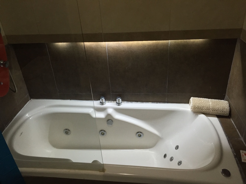 Suite, Jetted Tub, (Cuadruple)