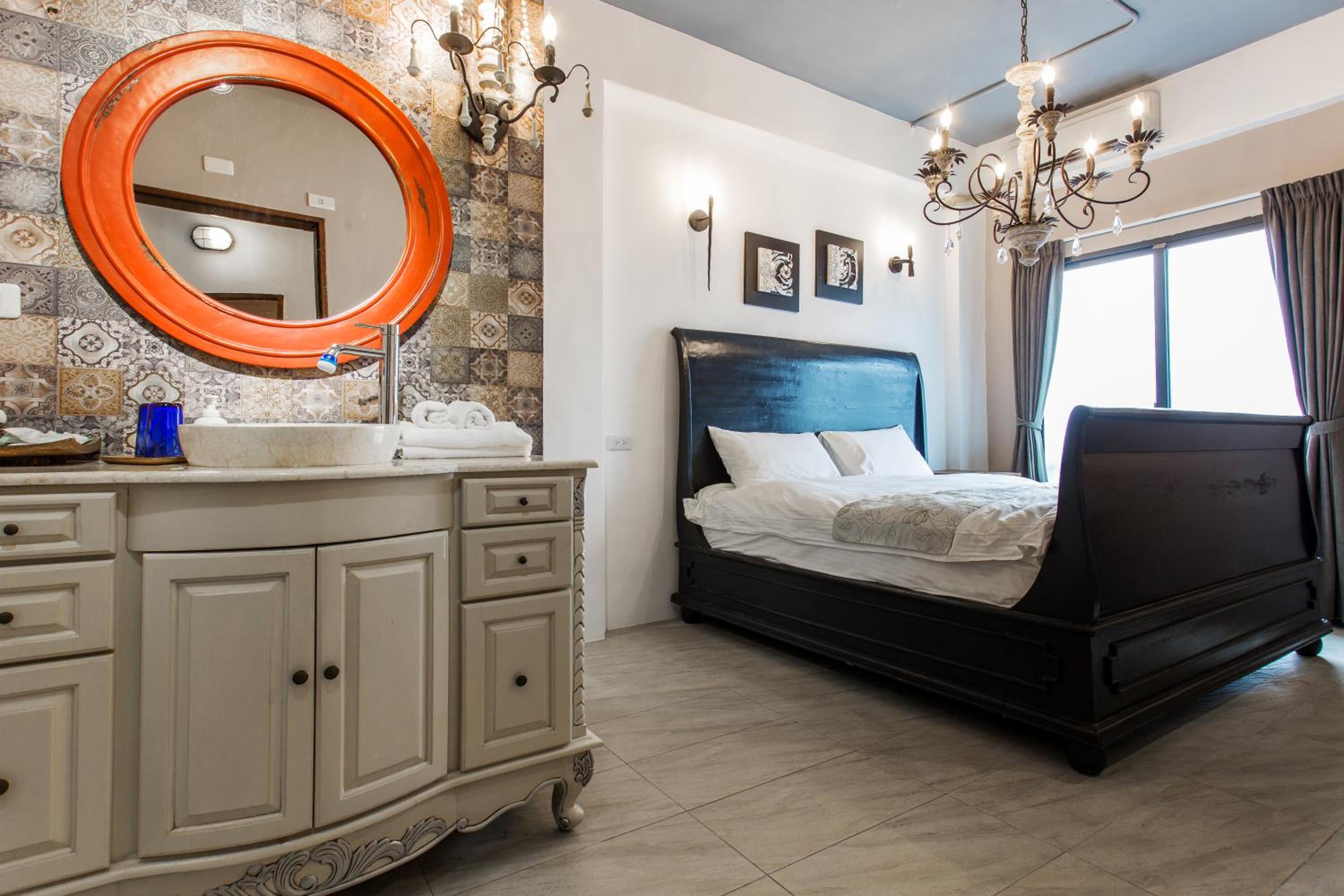 Queen Room with Balcony