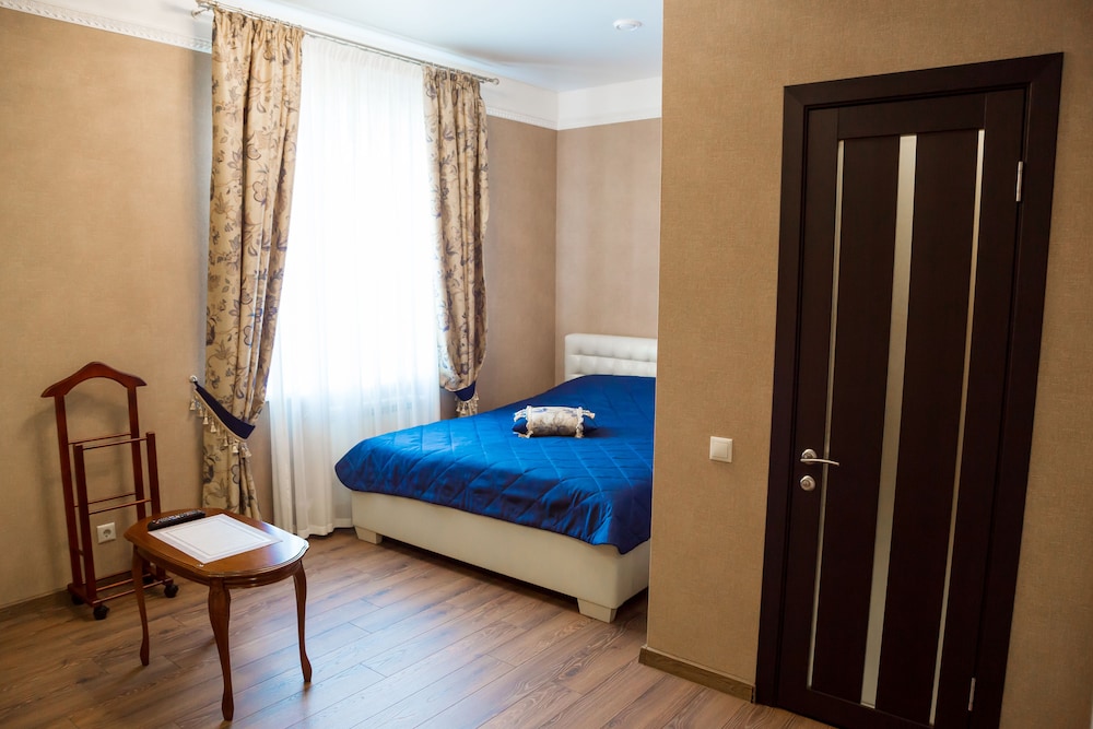 Suite (#1)