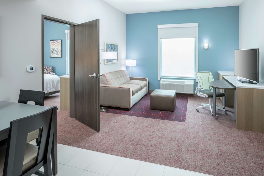 Suite, 1 King Bed, Accessible (Roll-In Shower, Hearing & Mobility)