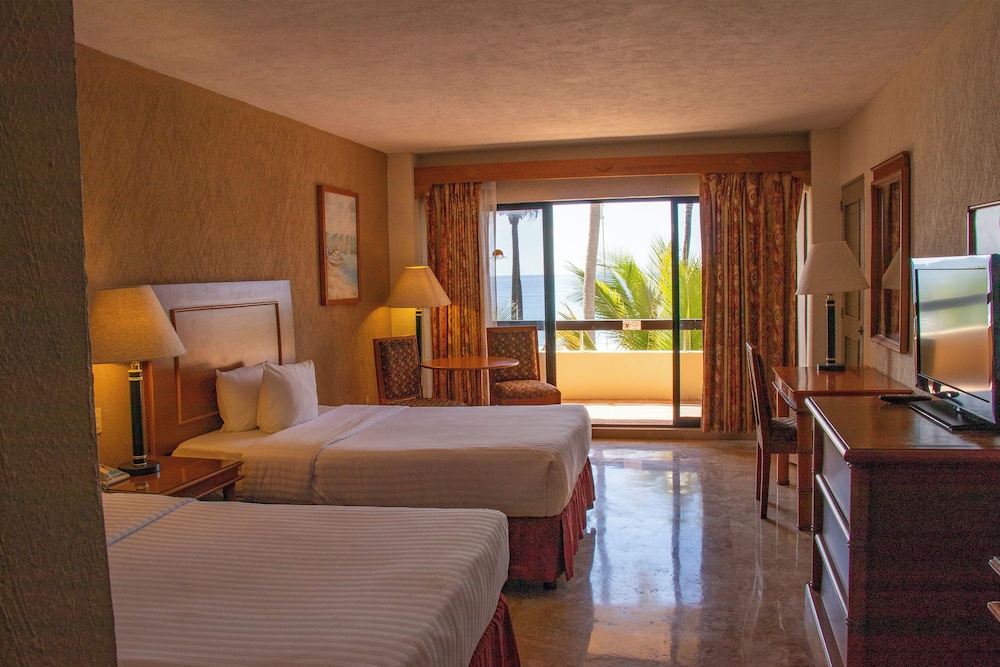 Standard Room, 2 Double Beds, Ocean View
