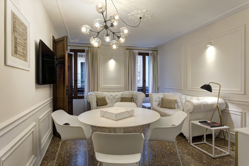 Superior Apartment (2 Adults + 2 Child)