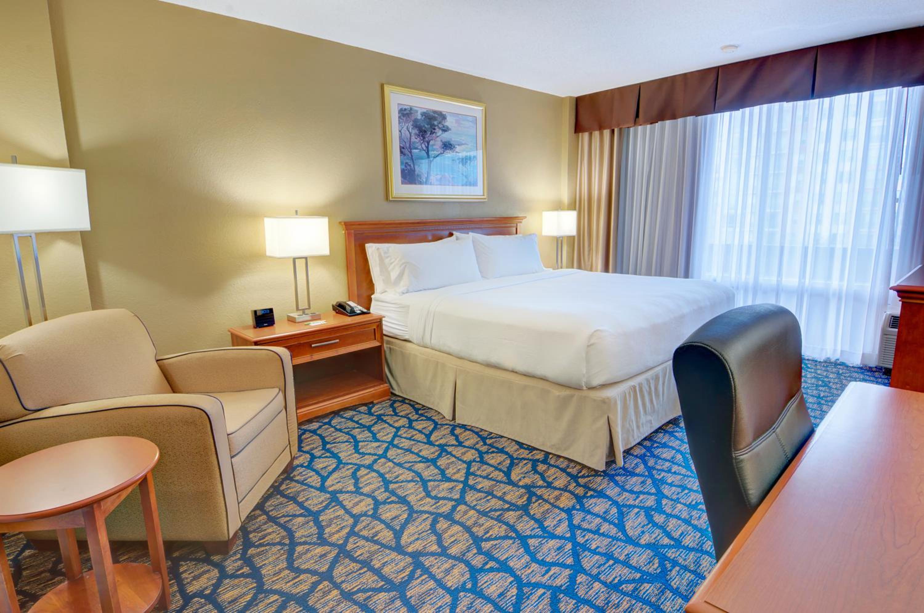 Standard King Room