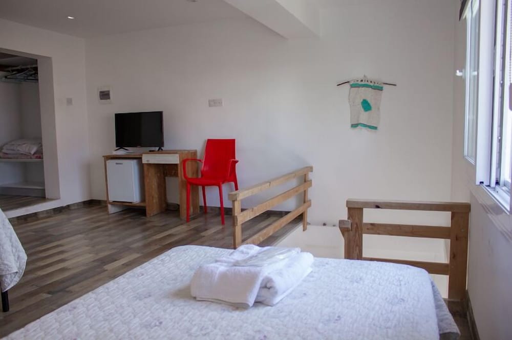 Standard Double Room, 1 Double Bed, Private Bathroom