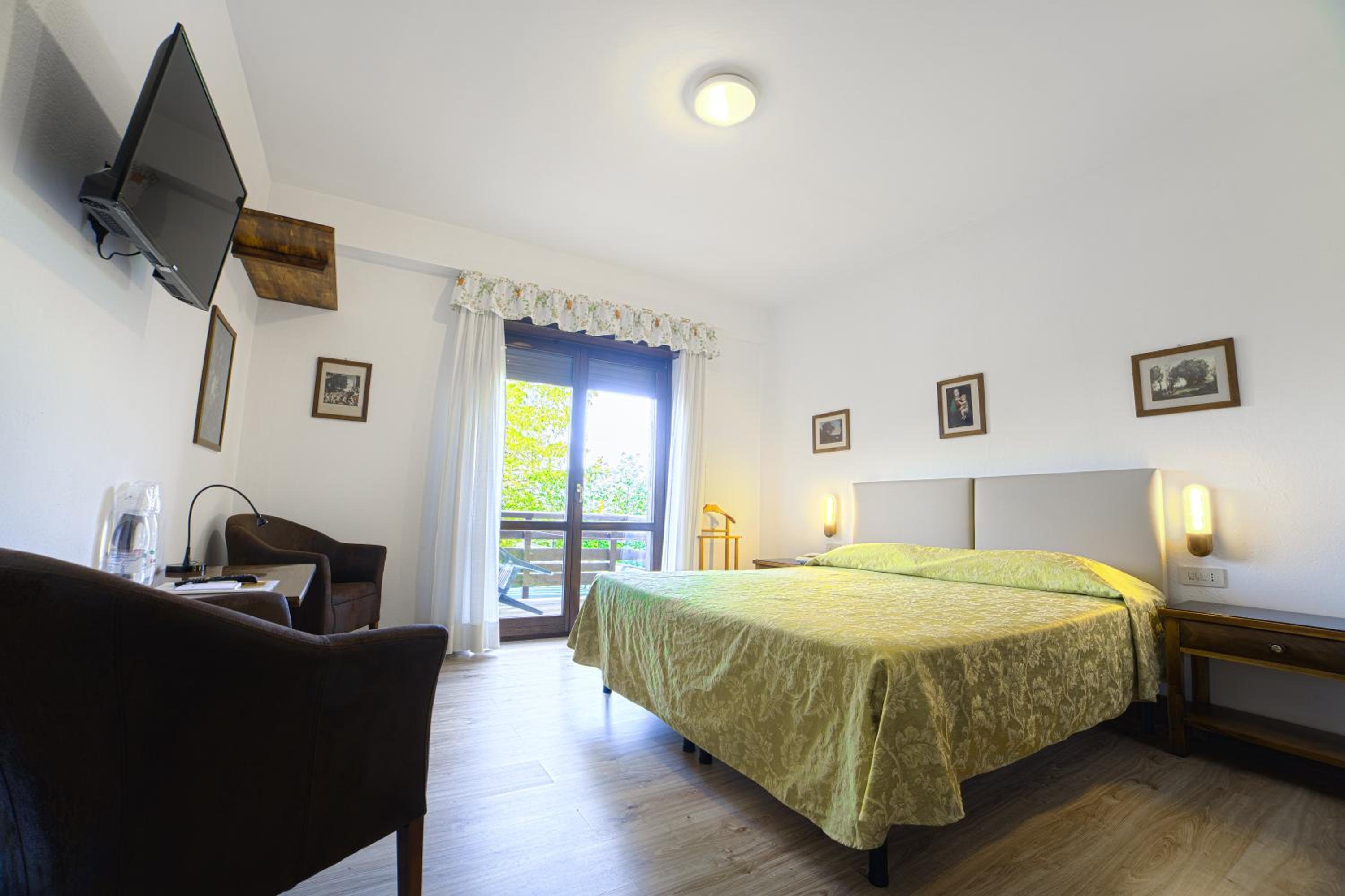 Double or Twin Room with Balcony