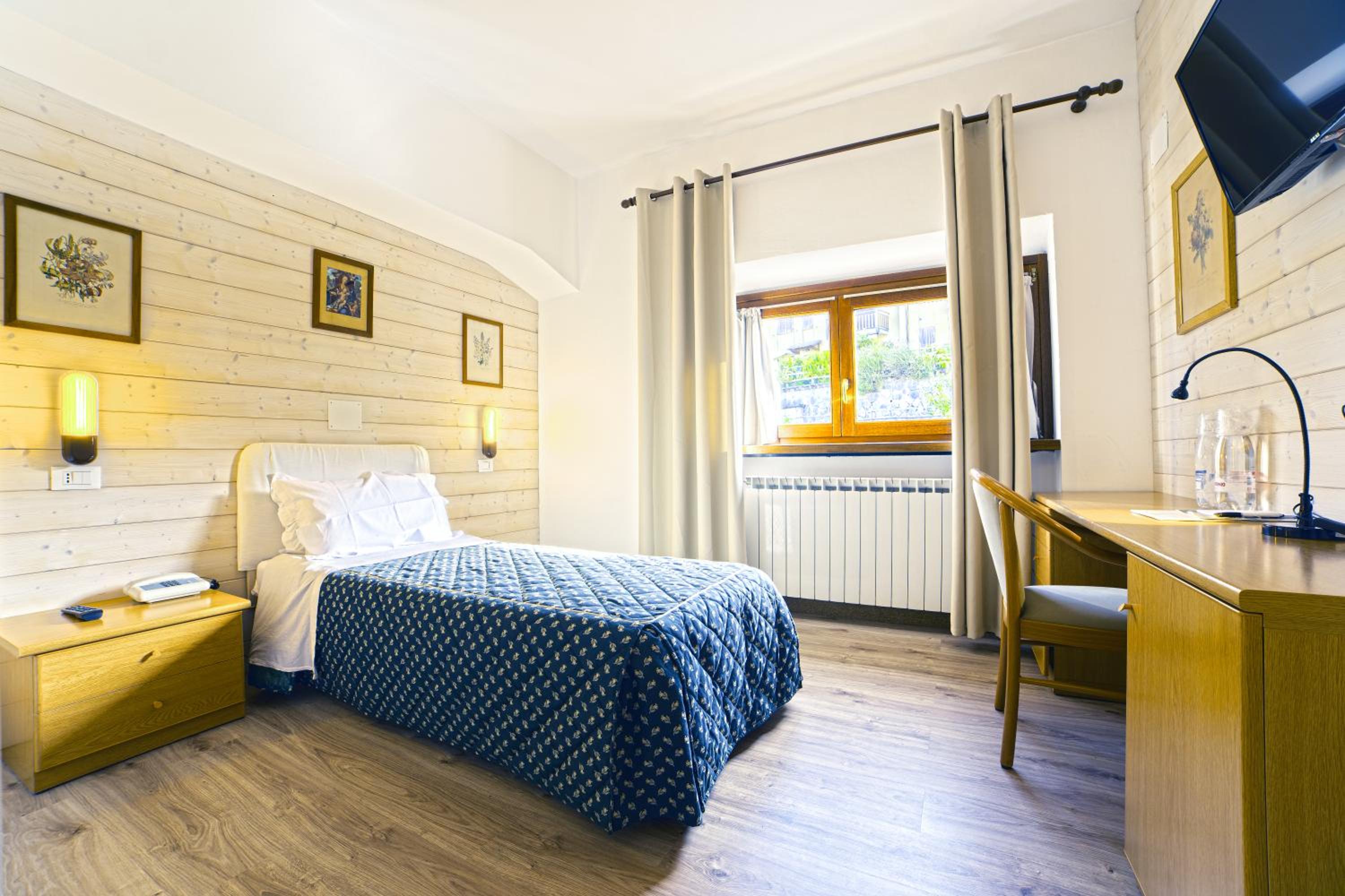 Superior Single Room