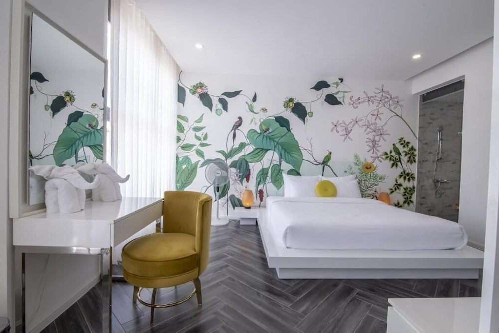 Executive Suite
