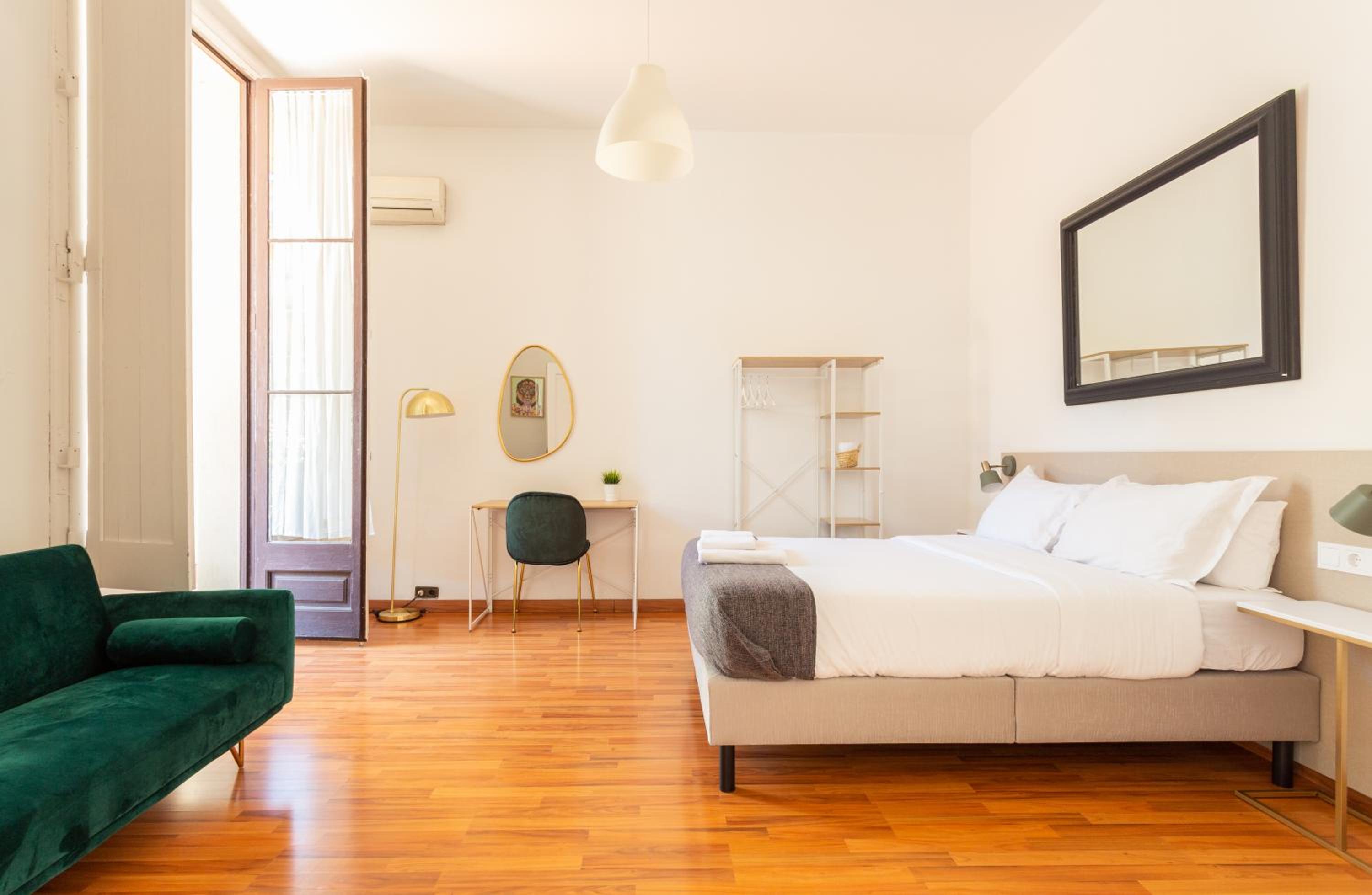 Double Room with Shared Bathroom