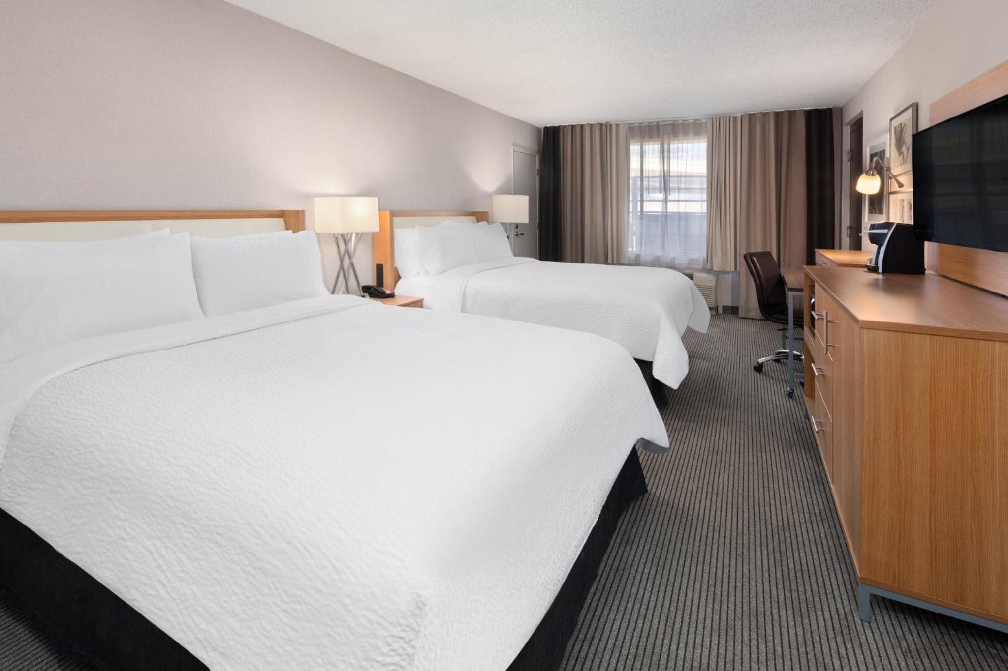 Standard Queen Room with Two Queen Beds