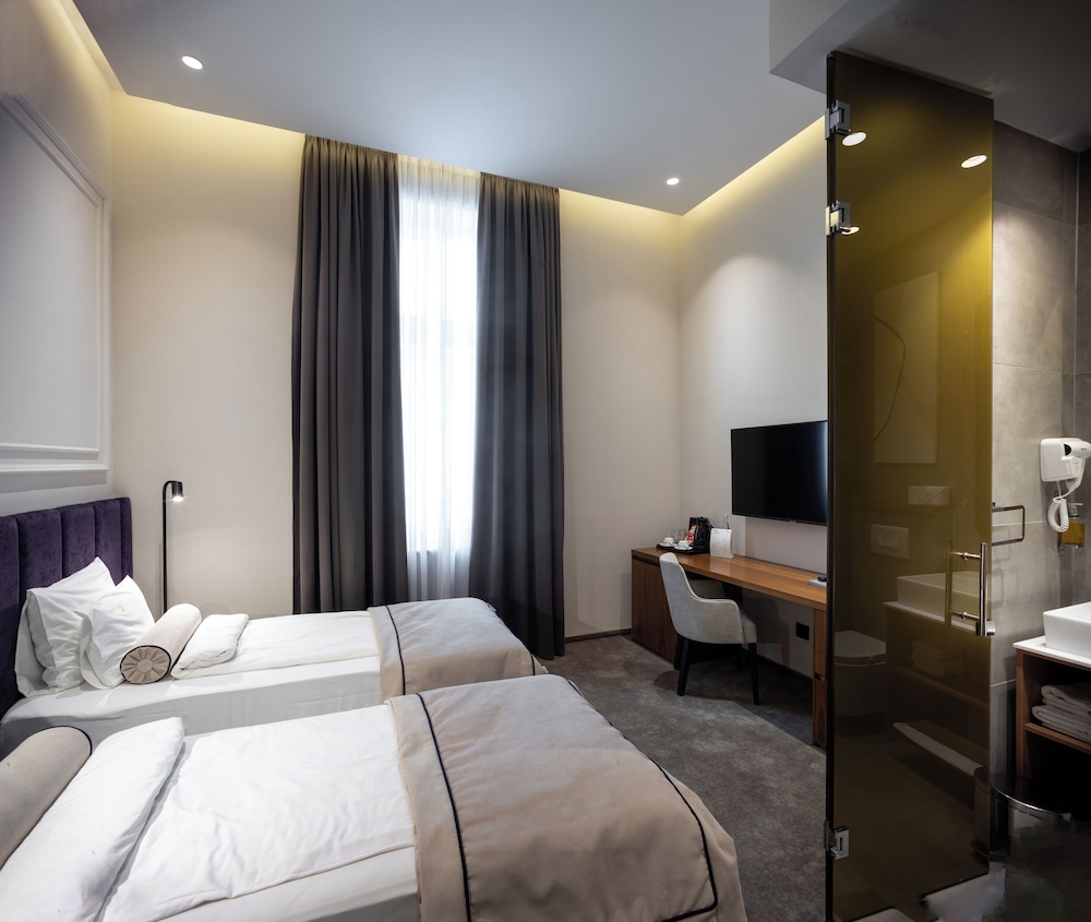 Superior Double or Twin Room, Non Smoking