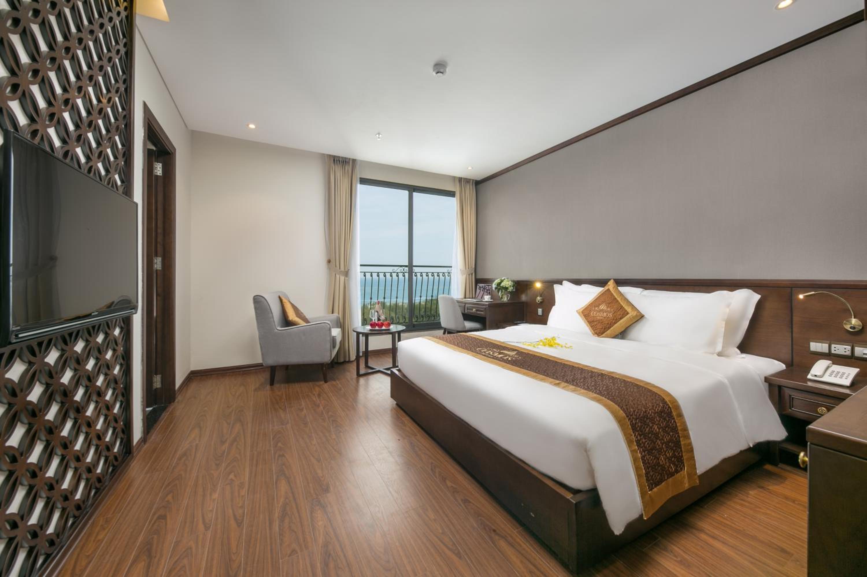 Deluxe Double or Twin Room with Ocean View
