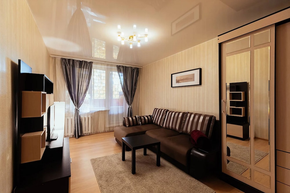 Standard Double Room (5)