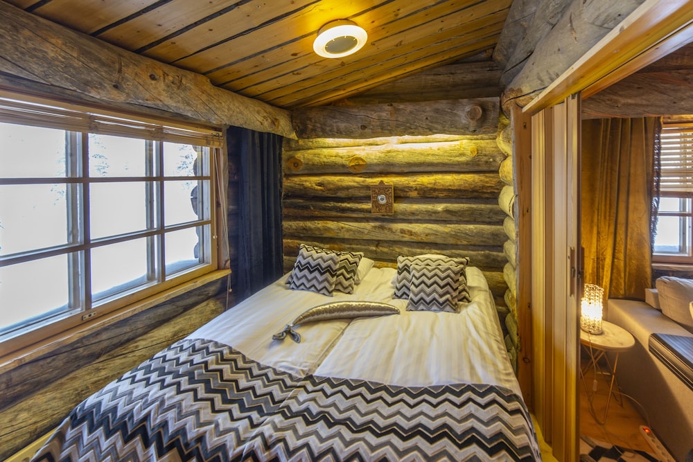 Superior Suite, 1 Bedroom, Non Smoking, Jetted Tub