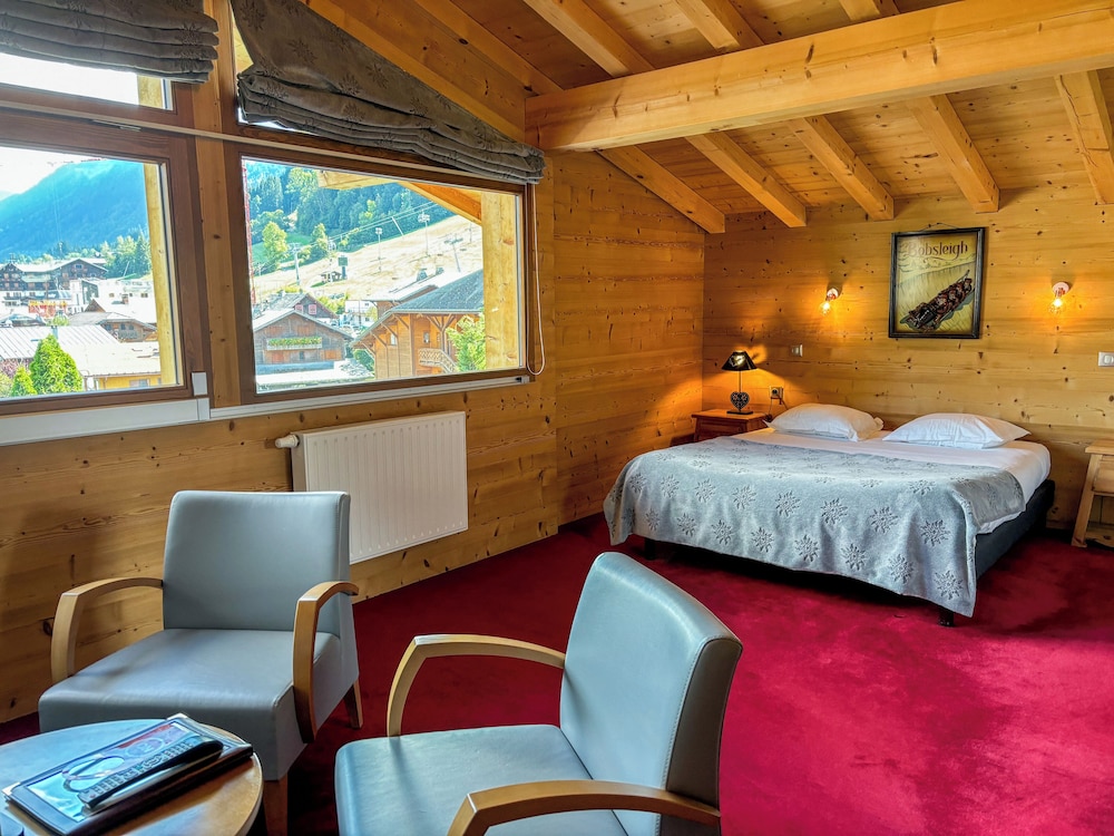 Comfort Quadruple Room