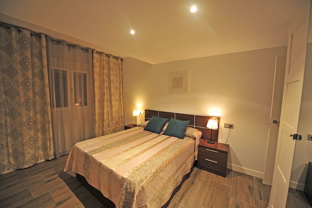 Apartment, 3 Bedrooms, Sea View