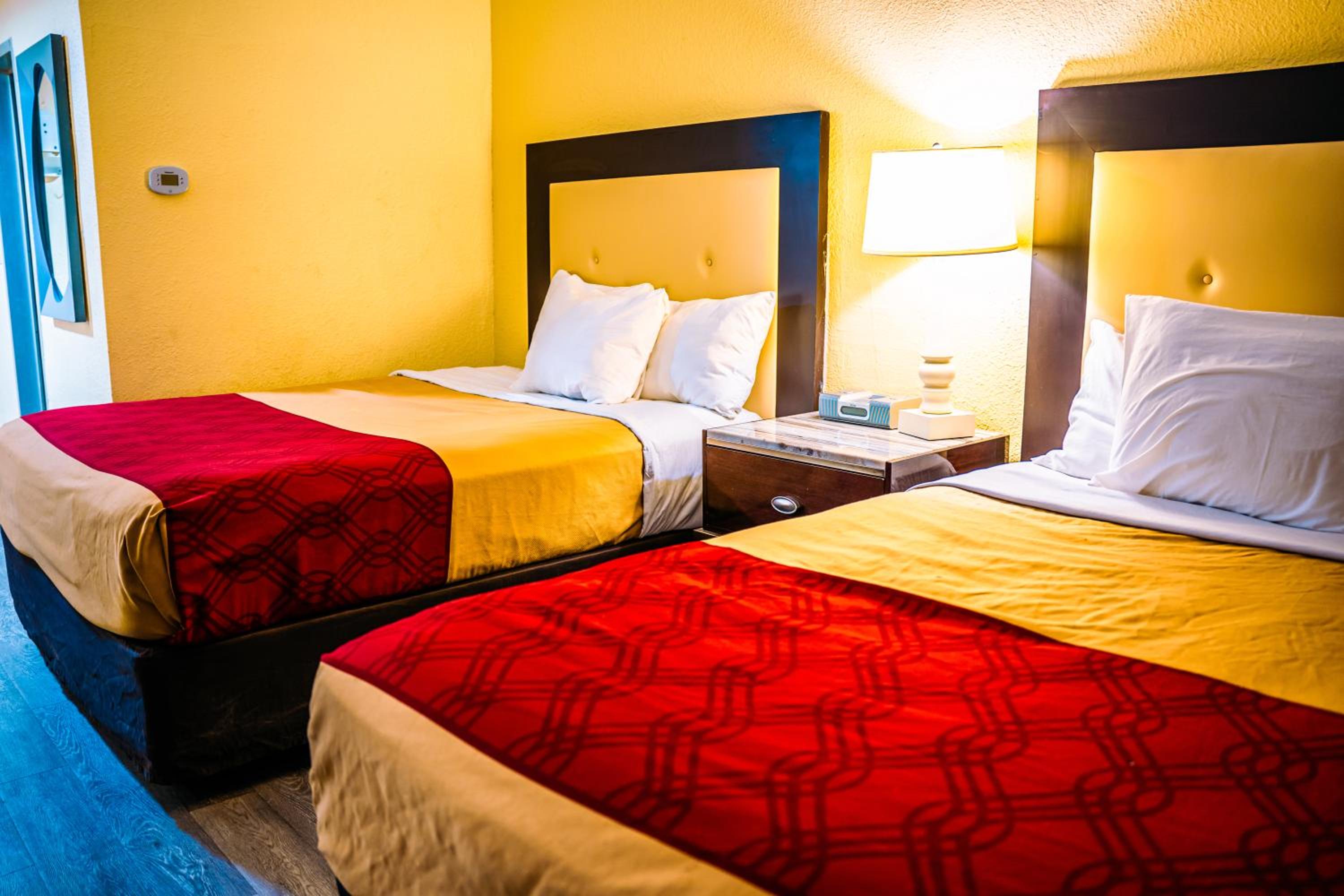 Queen Room with Two Queen Beds - Non-Smoking