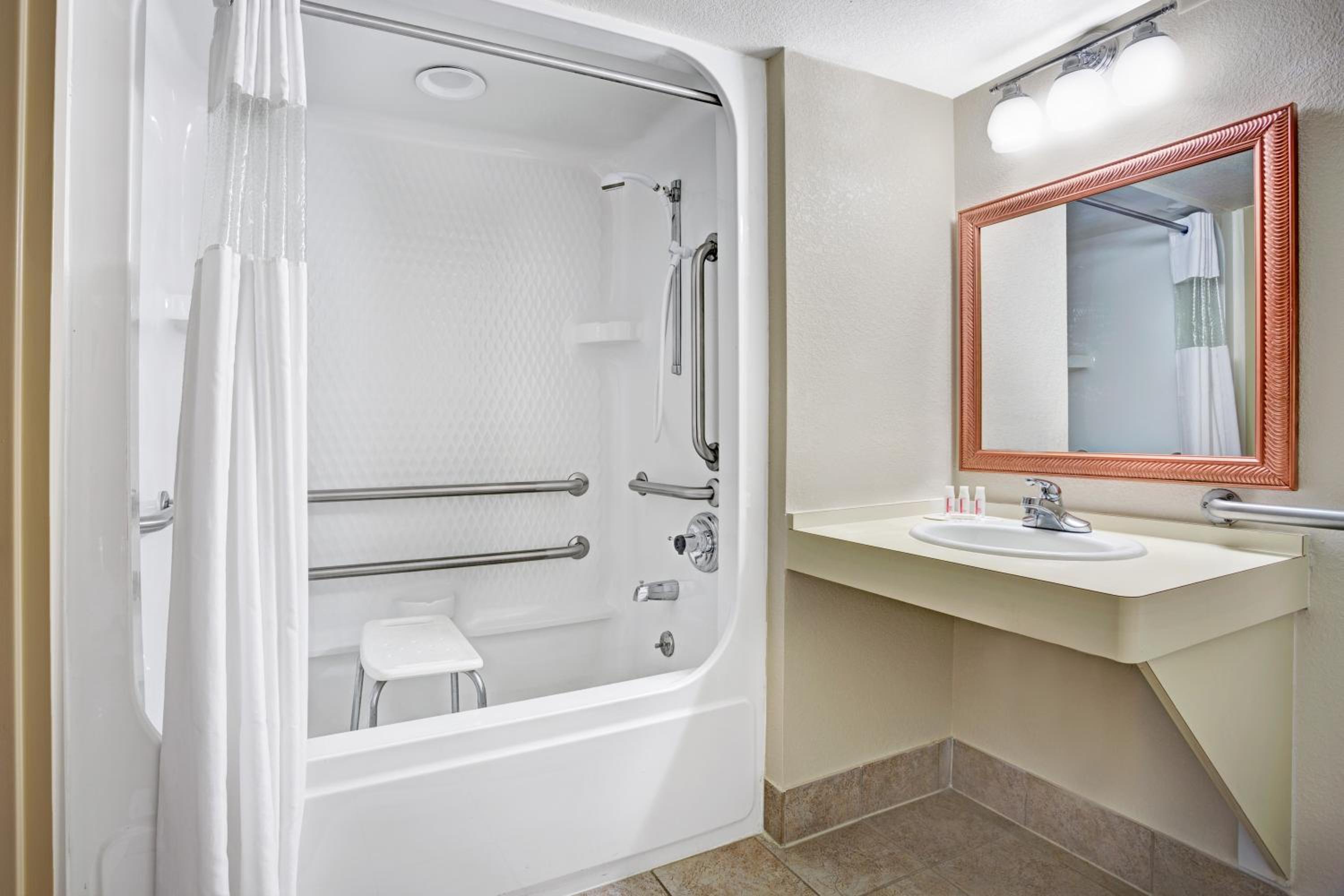 Double Room - Disability Access/Non-Smoking