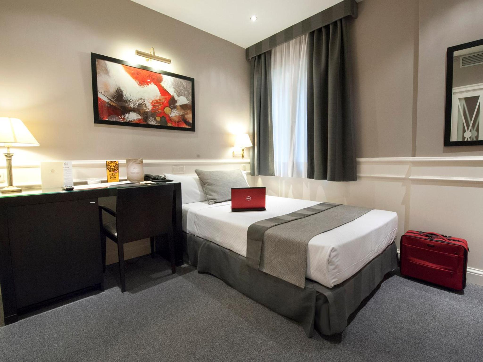 Single Room