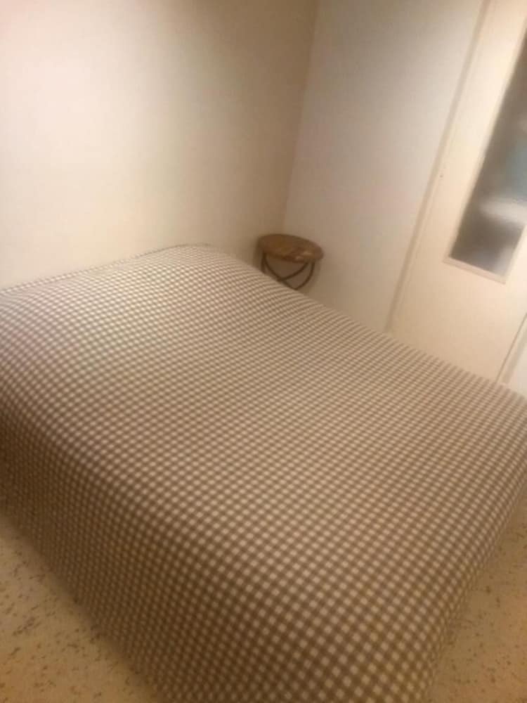 Basic Room, 1 Double Bed, Non Smoking