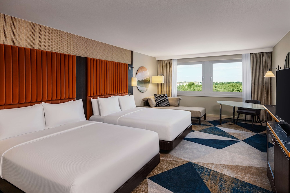 Executive Room, Multiple Beds (Waterfront)