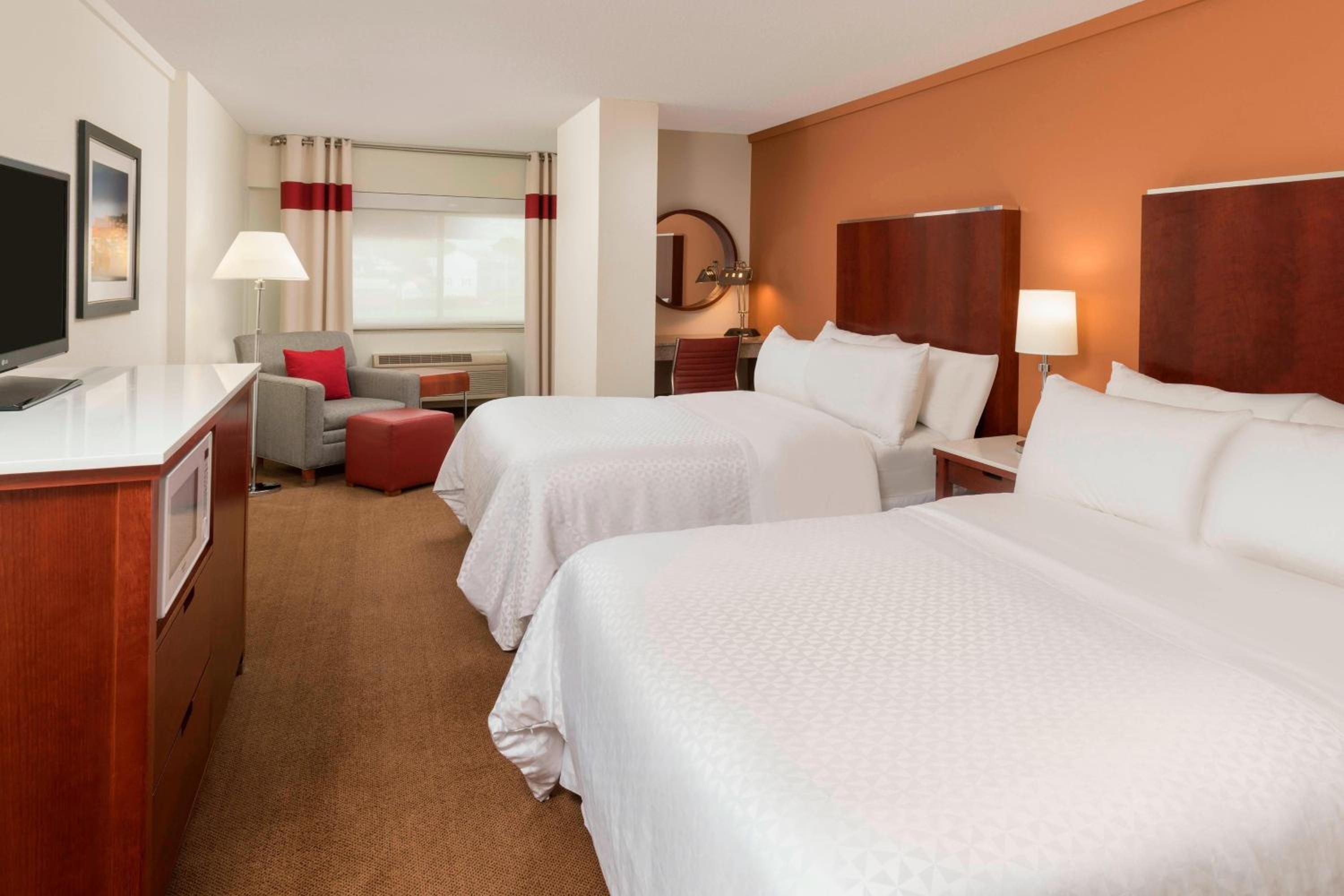 Double Room with Two Double Beds - Hearing Accessible 