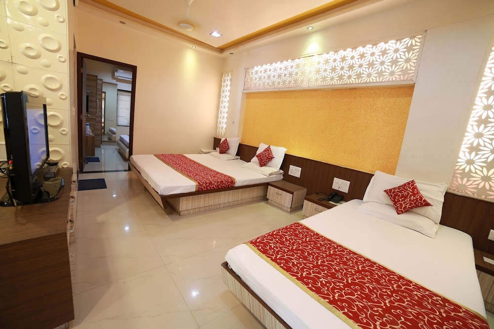 Family **Four** Bed A/C Room