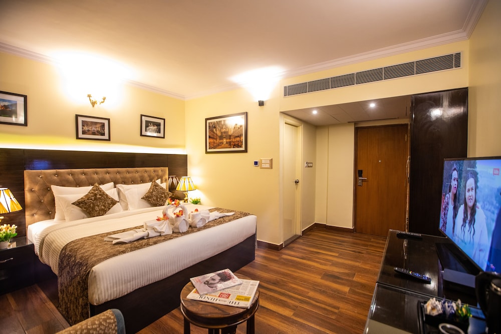 Superior Room, 1 Bedroom, Non Smoking, City View