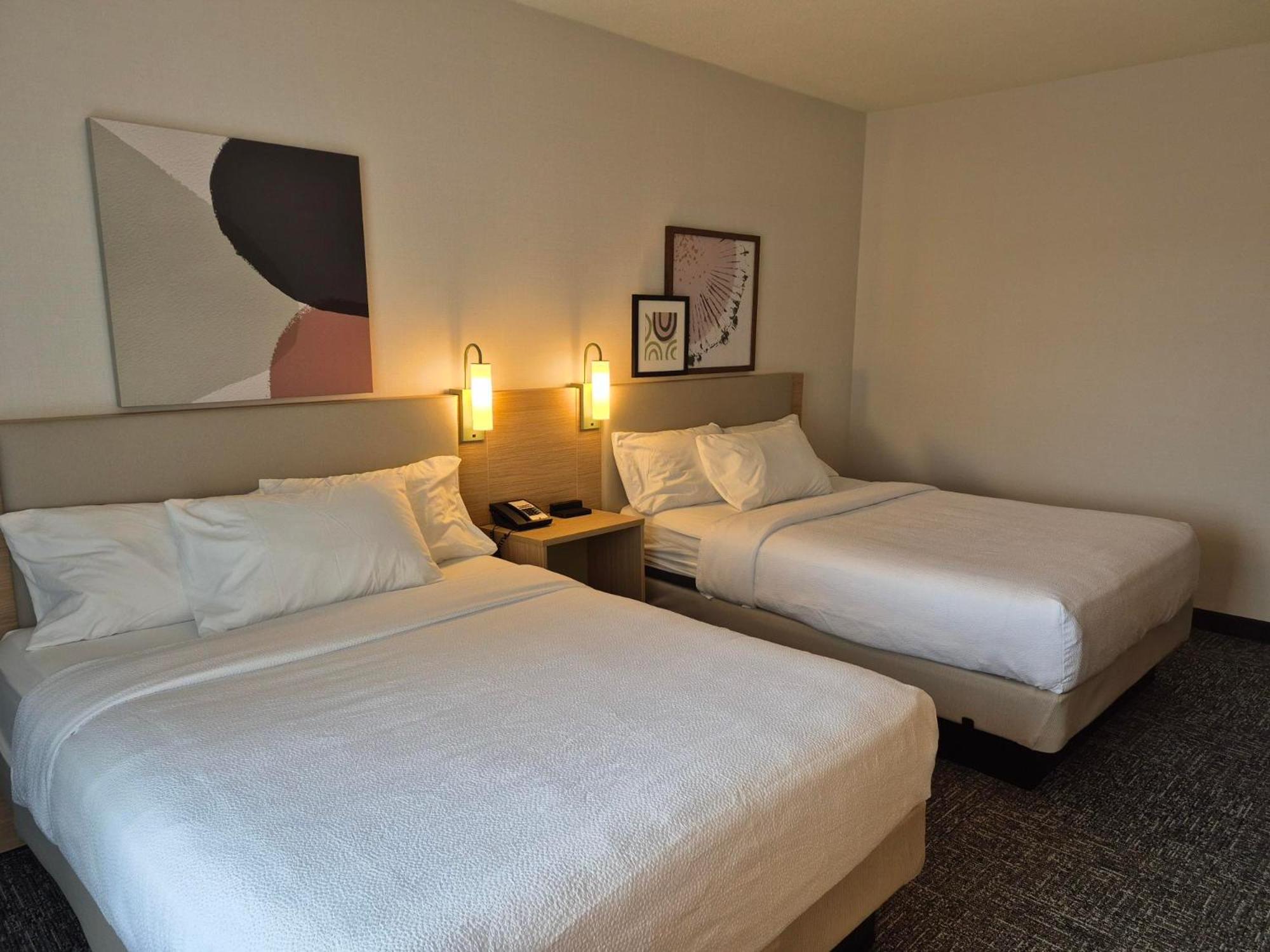 Queen Room with Two Queen Beds