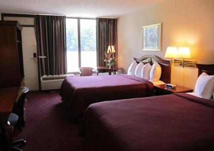Queen Room with Two Queen Beds - Non-Smoking