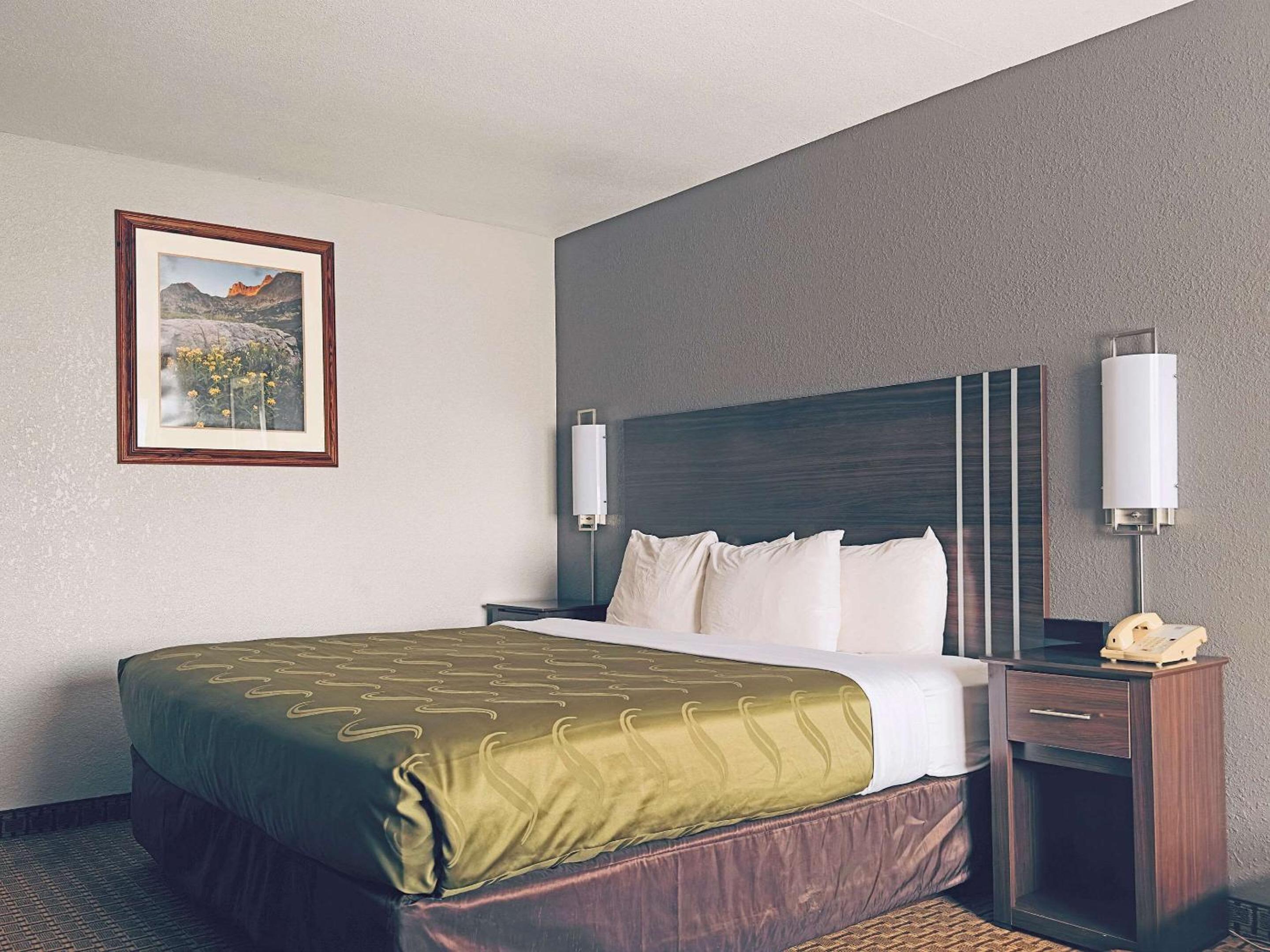 Standard King Room