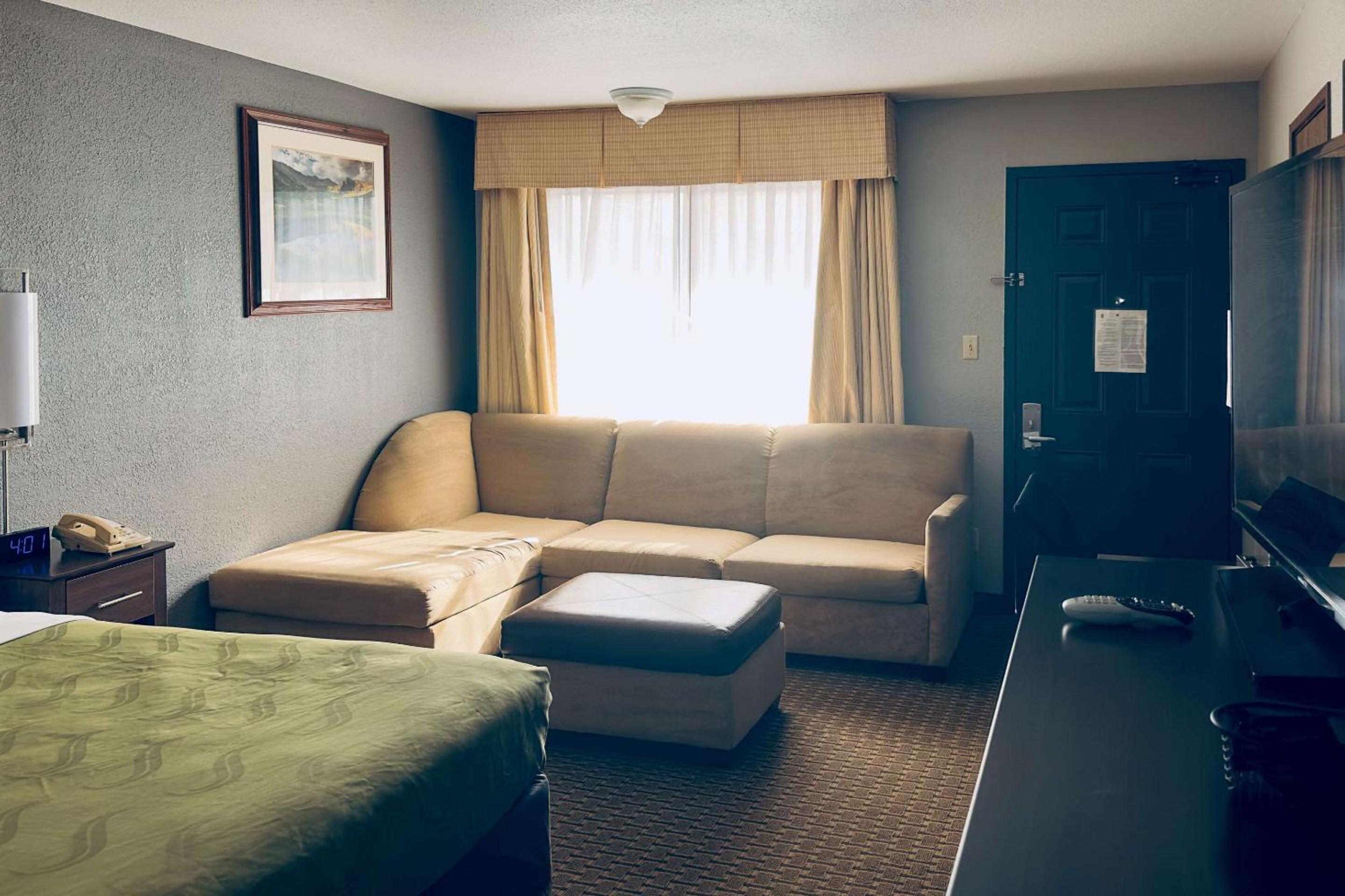 King Room with Sofa Bed - Non-Smoking