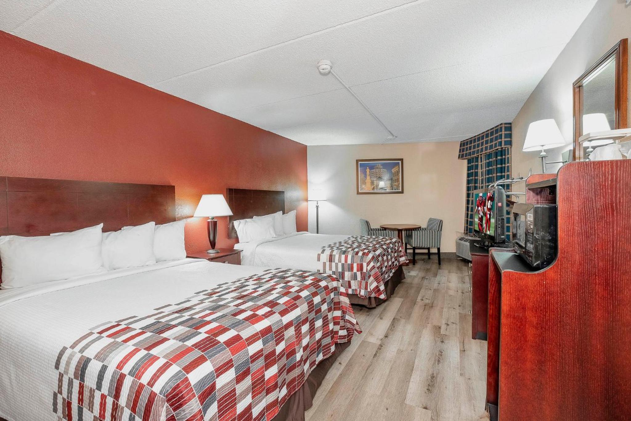 Deluxe Room with Two Queen Beds Disability Access Roll-In Shower Non-Smoking