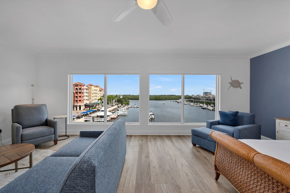 Bay View Penthouse Suite