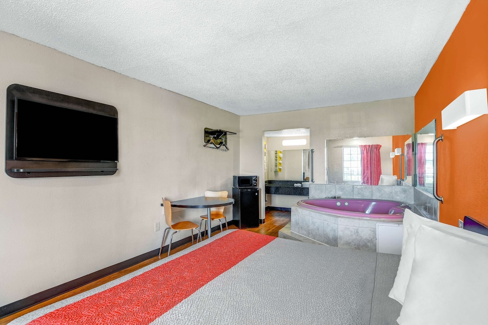 Standard Suite, 1 King Bed, Non Smoking