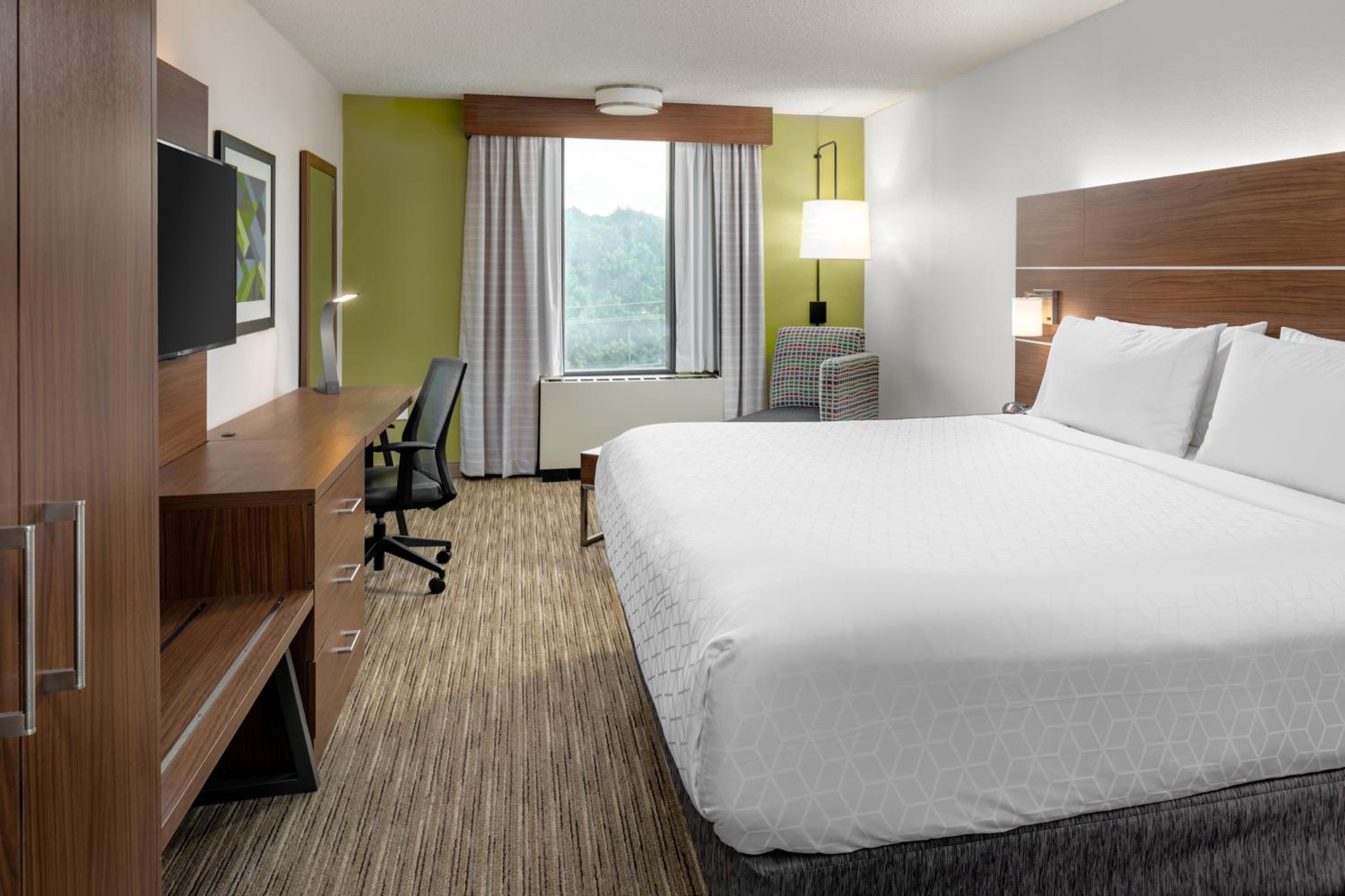 Standard King Room