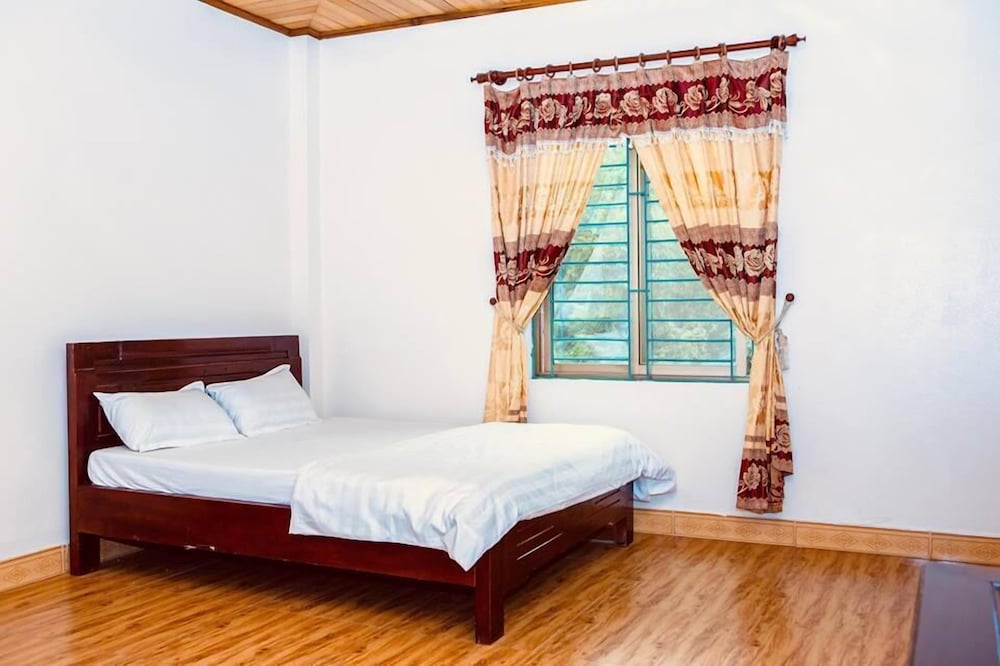 Double Room, 1 King Bed