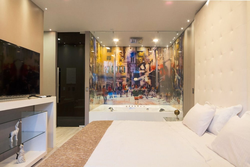Luxury Suite, 2 Bedrooms, Mountain View, Executive Level