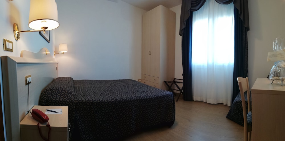Double Room Single Use