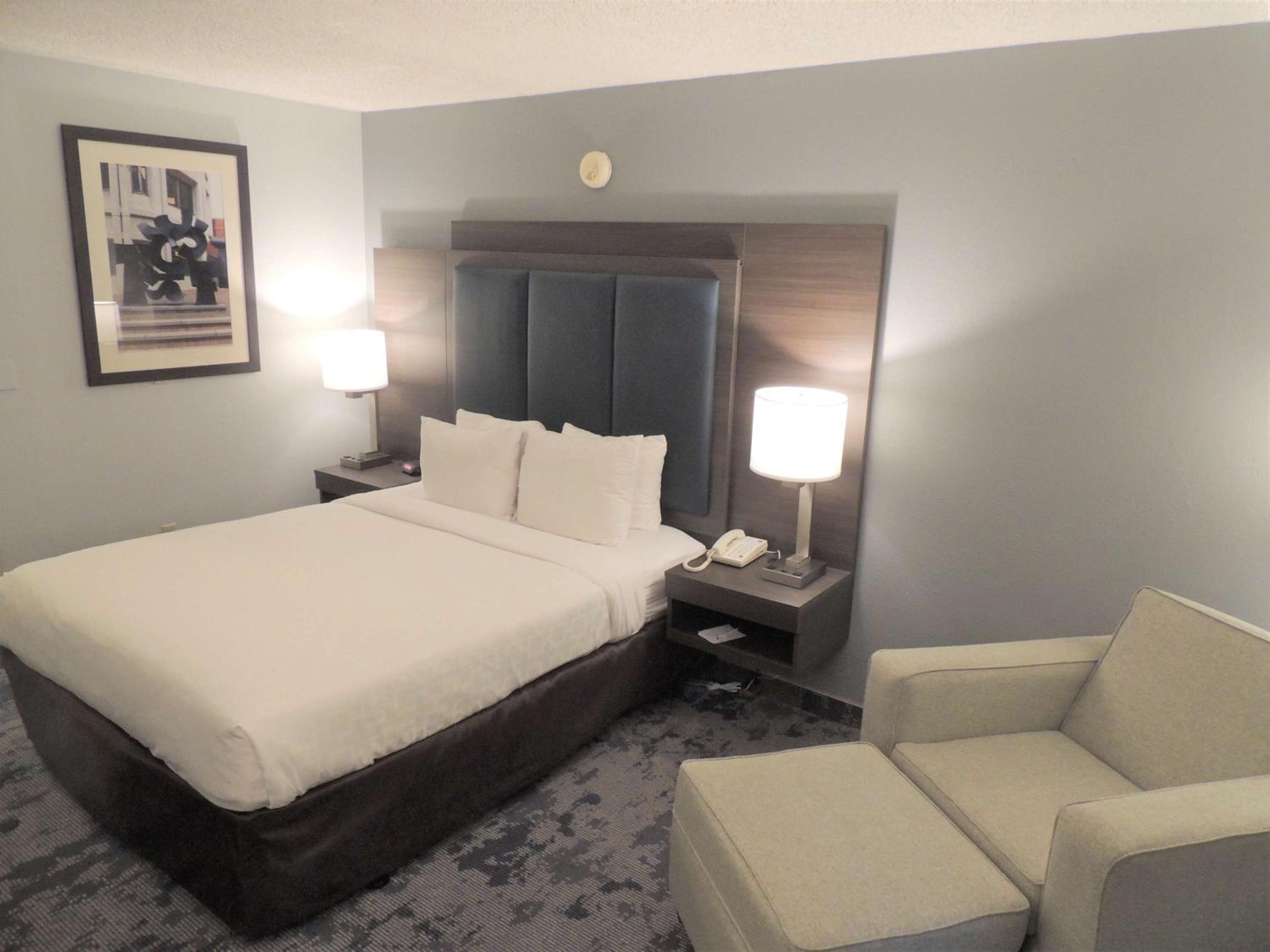 Queen Room