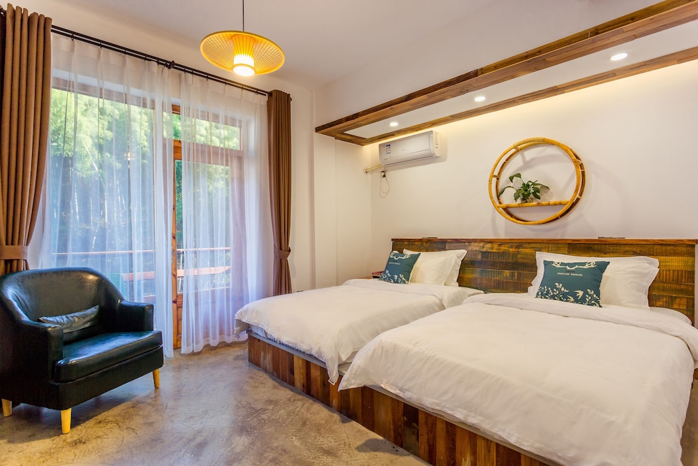 Premium Twin Room