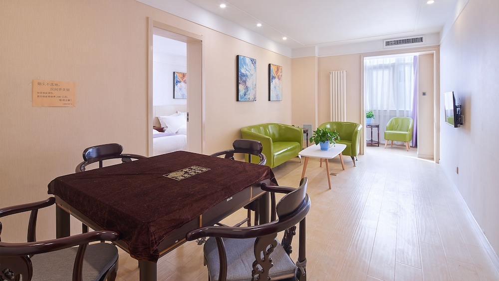 Suite (Mainland Chinese Citizen Only)