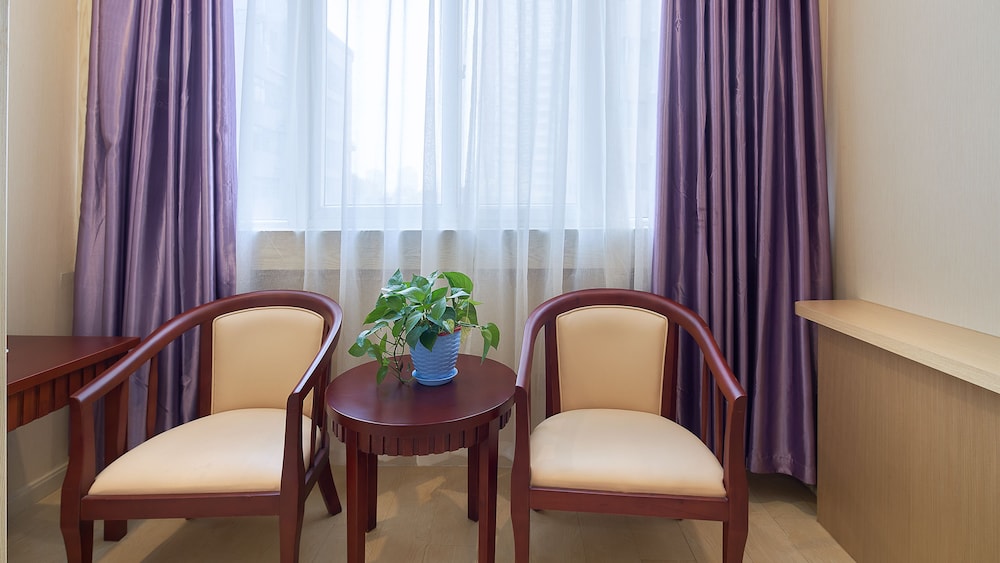 Deluxe Twin Room (Mainland Chinese Citizen Only)
