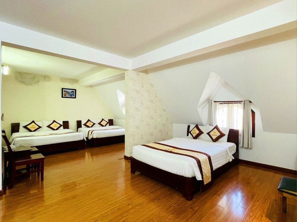 Family VIP Room
