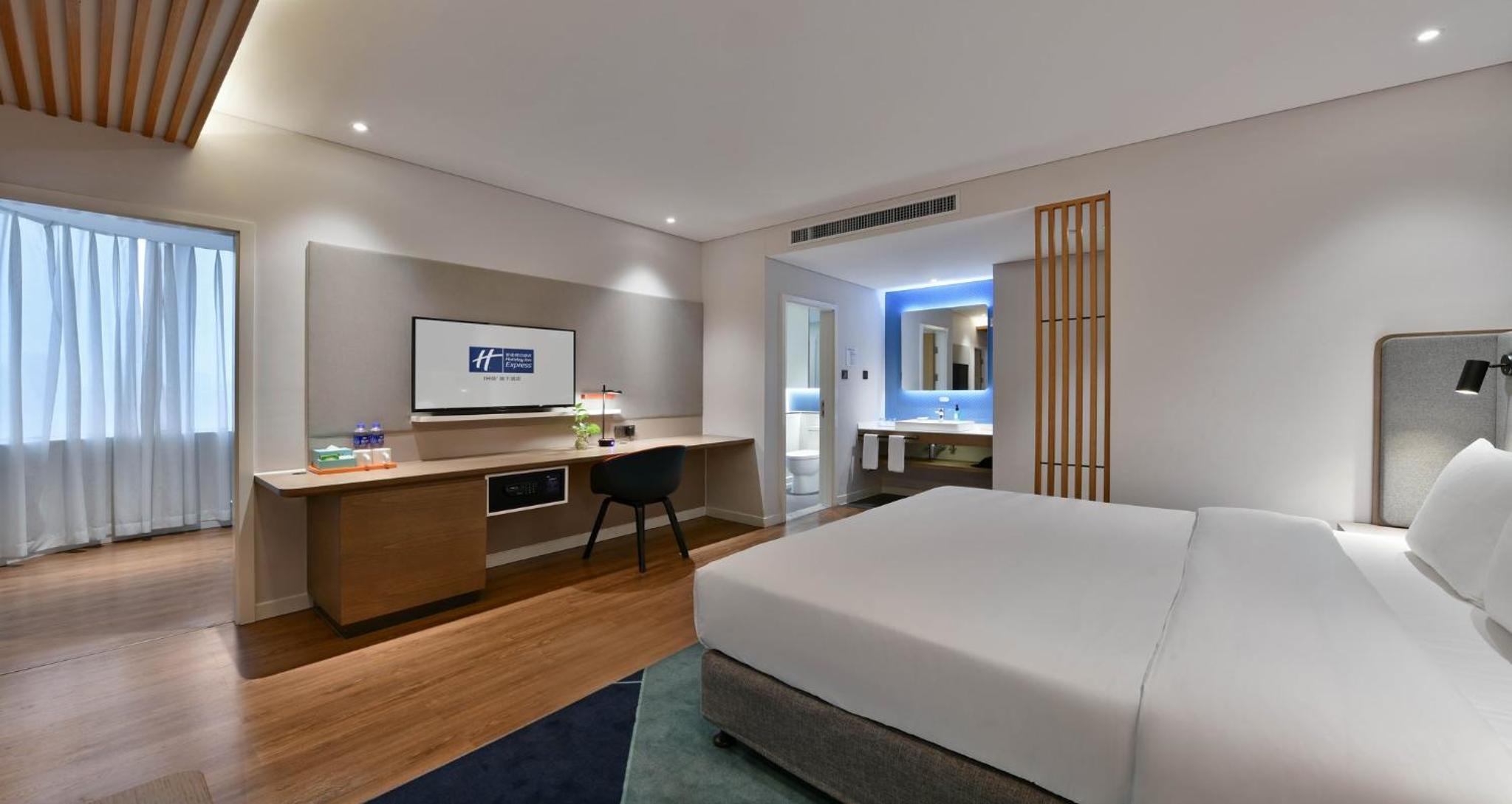 King Suite