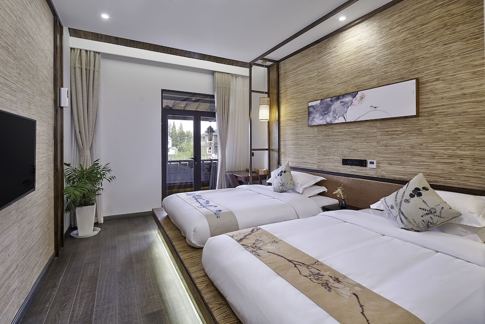 Elite Twin Room