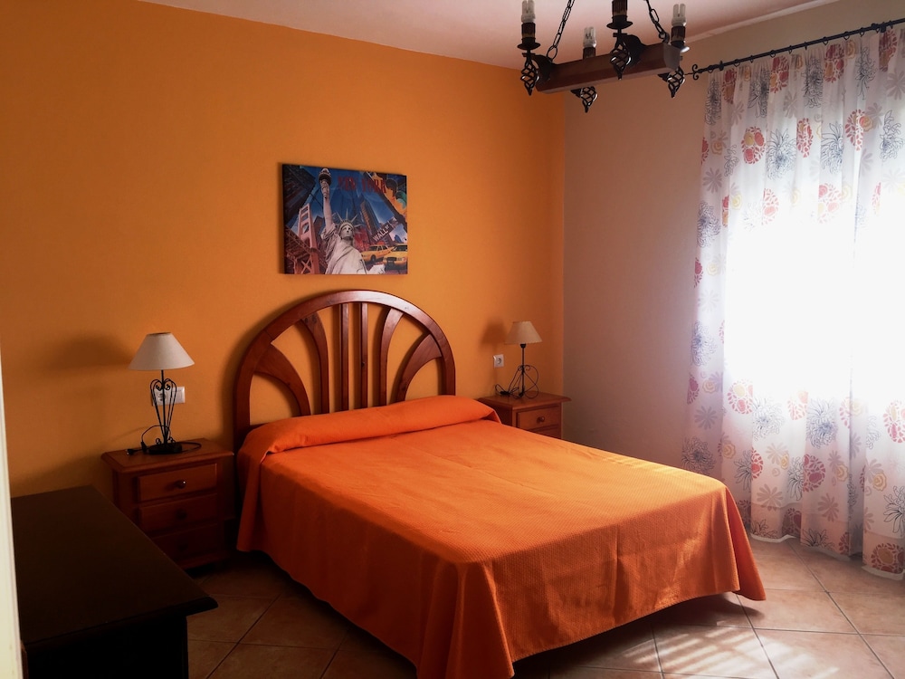 House, 3 Bedrooms